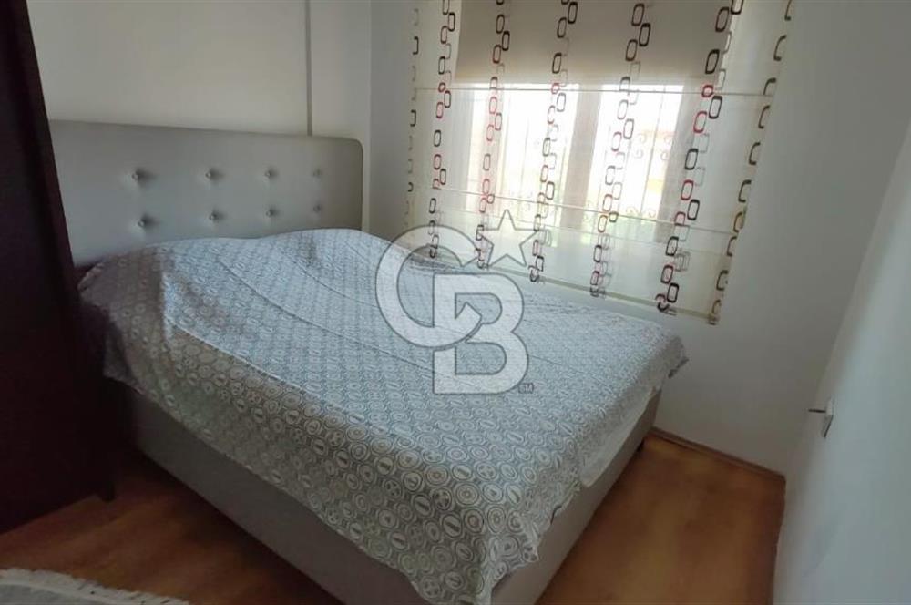 ÇEŞME ALAÇATI'DA HAVUZLU FUL EŞYALI 3+1 KİRALIK TAŞ VİLLA