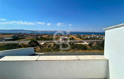 Lapseki Çardak'ta Boğaz ve Köprü Manzaralı Kiralık Bahçeli Villa