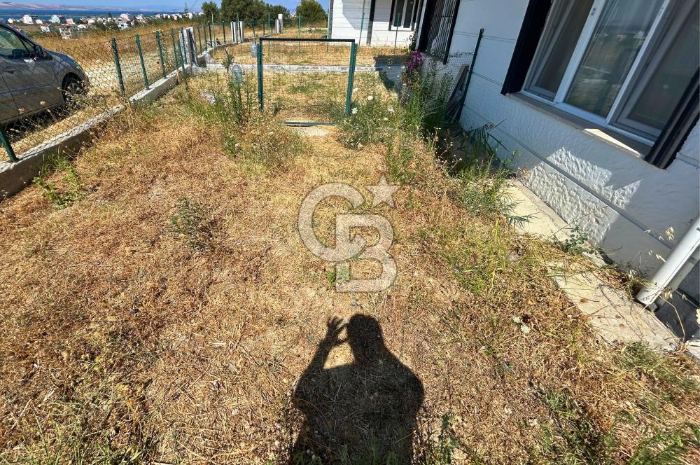 Lapseki Çardak'ta Boğaz ve Köprü Manzaralı Kiralık Bahçeli Villa