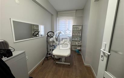 Çiğli Anadolu Caddesi üzeri Satılık 1+1 Ofis