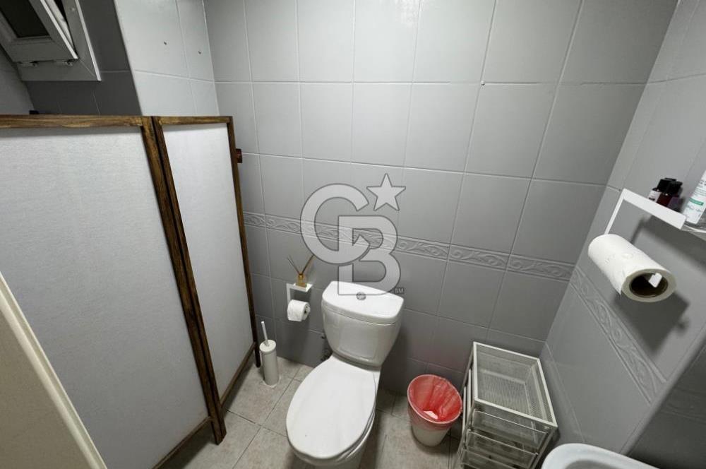Çiğli Anadolu Caddesi üzeri Satılık 1+1 Ofis