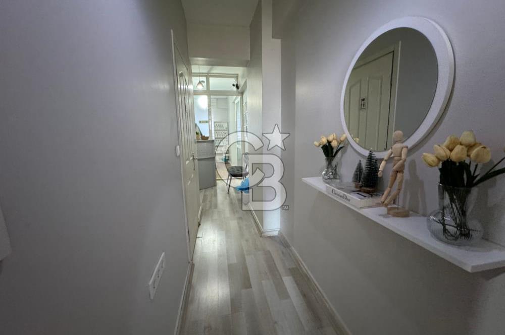 Çiğli Anadolu Caddesi üzeri Satılık 1+1 Ofis