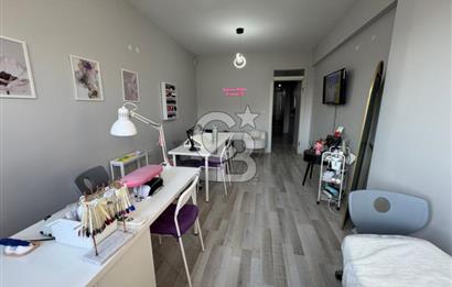 Çiğli Anadolu Caddesi üzeri Satılık 1+1 Ofis