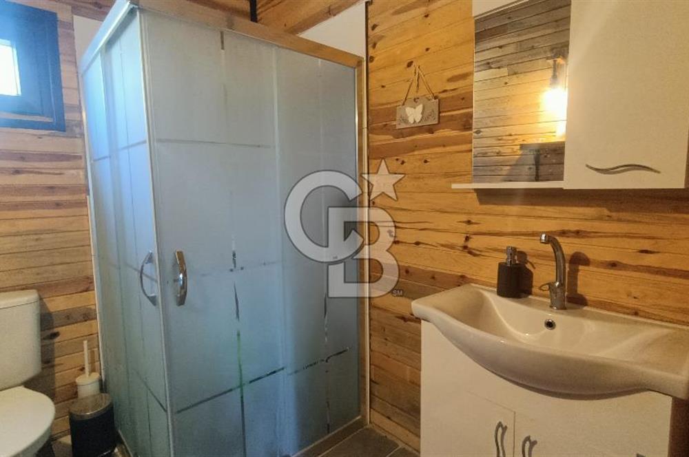 Bornova Yakaköy Satılık Tarla ve 2+1 Ağaç Ev 