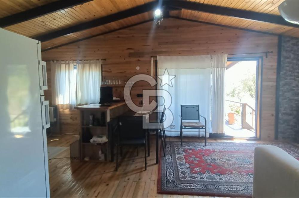 Bornova Yakaköy Satılık Tarla ve 2+1 Ağaç Ev 