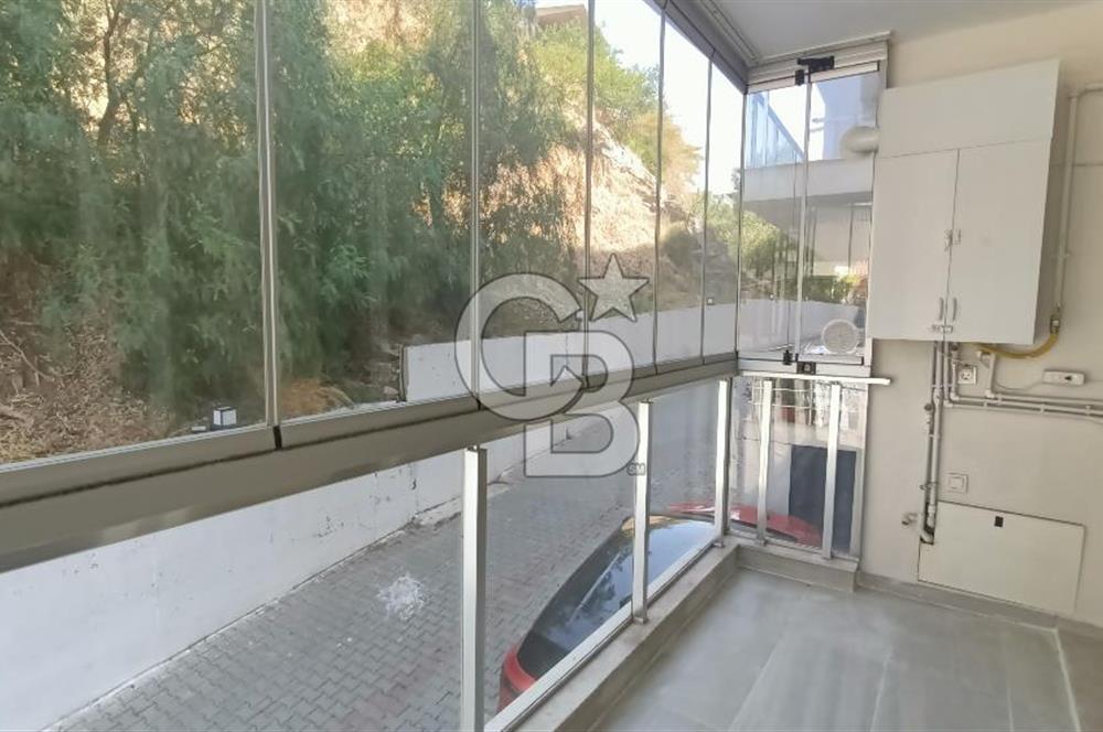 İzmir Bayraklı Çiçek Mahallesi Kiralık 2+1 Daire 
