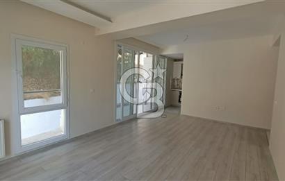 İzmir Bayraklı Çiçek Mahallesi Kiralık 2+1 Daire 