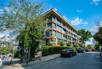  ETİLER'DE YENİBİNADA SATILIK ÖZEL VE GENİŞ BAHÇELİ 2+1 DAİRE 