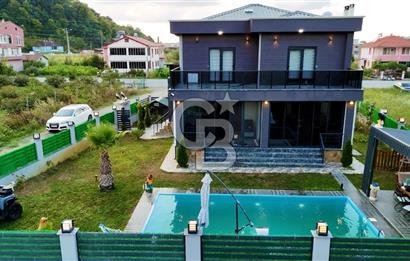 Havuzlu & Full Eşyalı Lüks Villa 