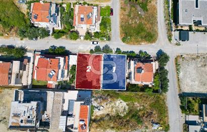KUŞADASI MERKEZDE DENİZ MANZARALI SATILIK VİLLA İMARLI ARSA