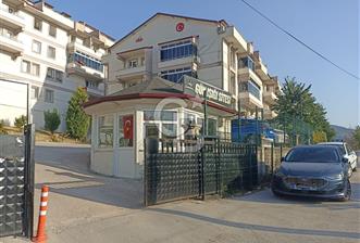 Başiskele Yeşilyurt Mahallesi'nde Geniş 2+1 Dubleks Daire
