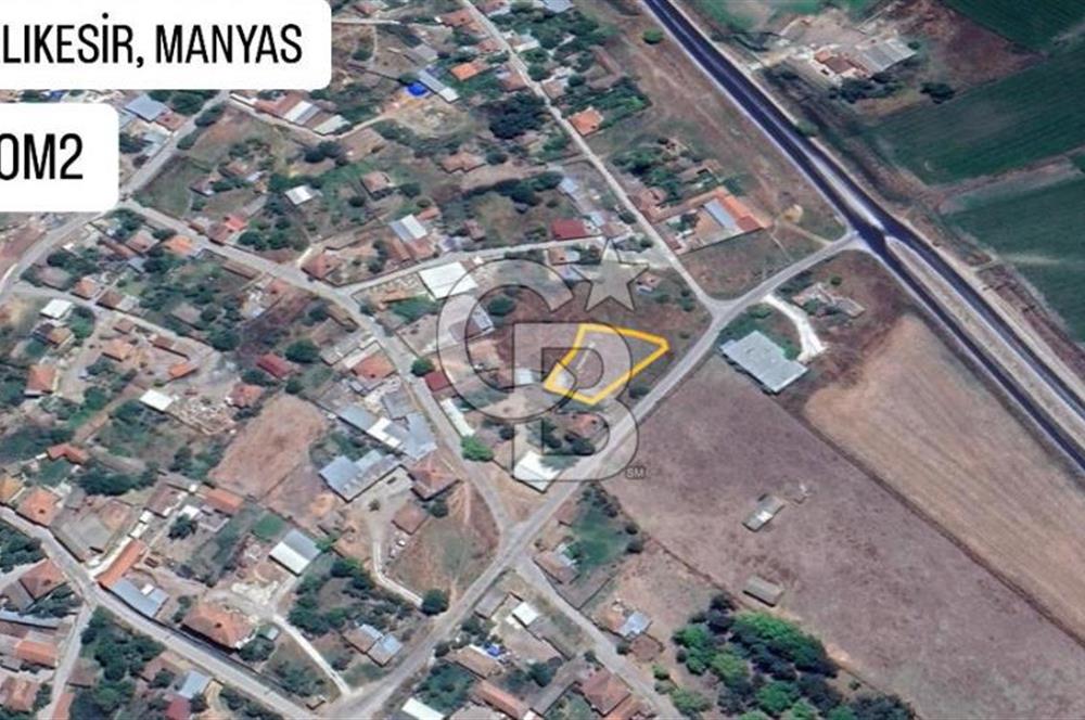 MANYAS MERKEZDE SATILIK KONUT İMARLI ARSA