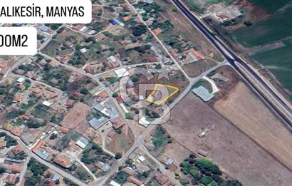 MANYAS MERKEZDE SATILIK KONUT İMARLI ARSA