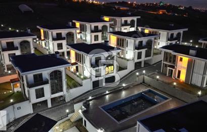 ''Köşe Konum,300 M2 Özel Bahçe, Ayrıcalıklı Yaşam Sizlerle''