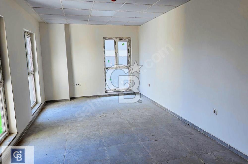 Kiralık Kurumsal Kullanım İçin İdeal, Merkezi Konumda Bina