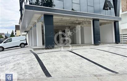 Kiralık Başiskele En İşlek Noktasında Prestijli Sıfır Dükkan
