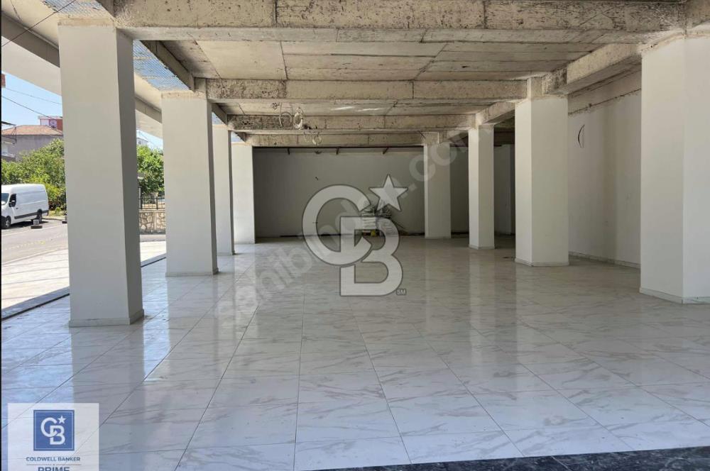 Kiralık Başiskele En İşlek Noktasında Prestijli Sıfır Dükkan
