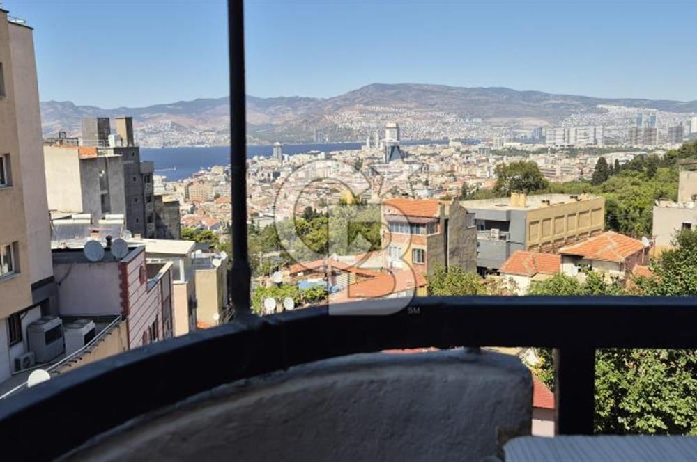KONAK / Tınaztepe Mah. Körfez Manzaralı Satılık 3+1 Daire