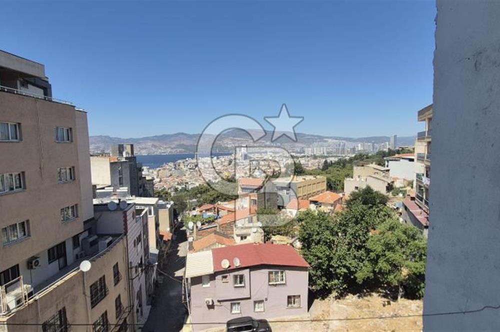 KONAK / Tınaztepe Mah. Körfez Manzaralı Satılık 3+1 Daire