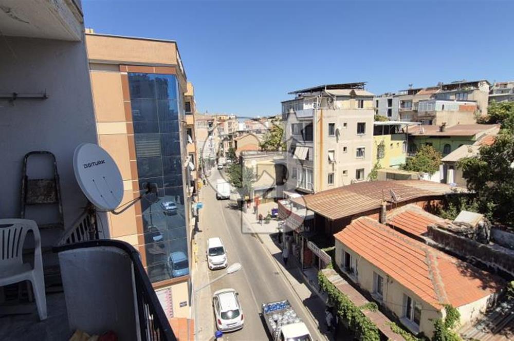 KONAK / Tınaztepe Mah. Körfez Manzaralı Satılık 3+1 Daire