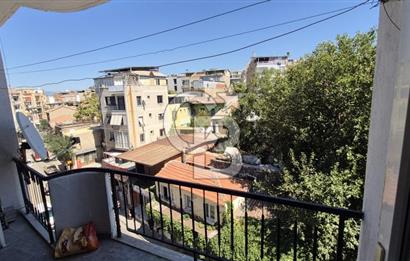 KONAK / Tınaztepe Mah. Körfez Manzaralı Satılık 3+1 Daire