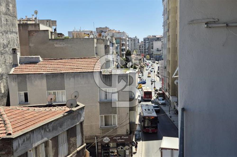 KONAK / Tınaztepe Mah. Körfez Manzaralı Satılık 3+1 Daire