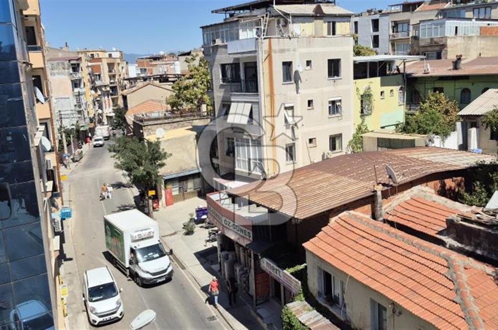 KONAK / Tınaztepe Mah. Körfez Manzaralı Satılık 3+1 Daire