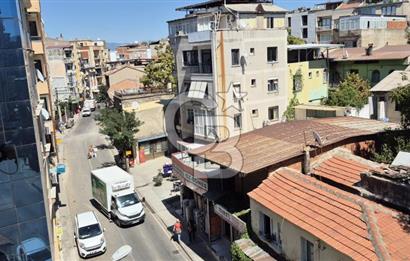 KONAK / Tınaztepe Mah. Körfez Manzaralı Satılık 3+1 Daire