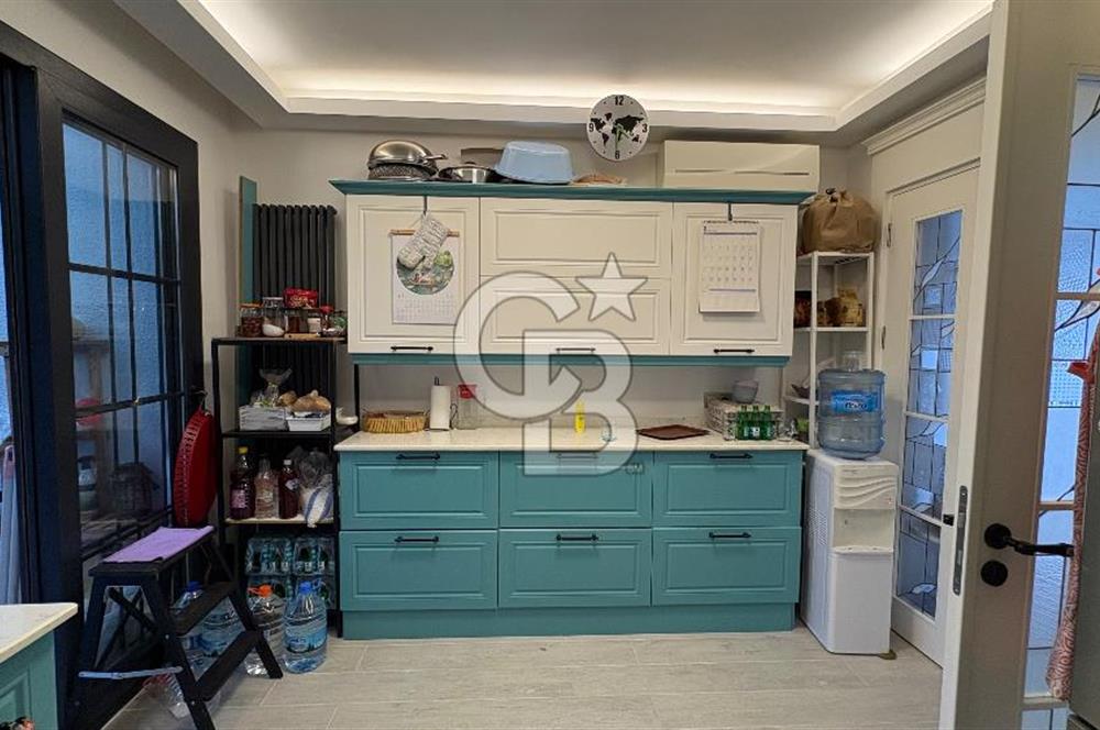 Narlıdere Sahilevleri 6+1 Satılık Villa