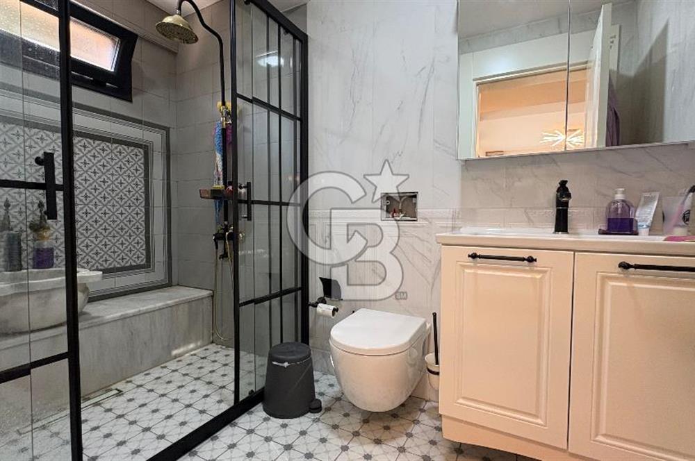 Narlıdere Sahilevleri 6+1 Satılık Villa