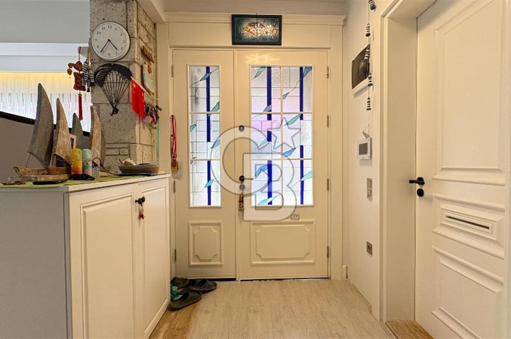 Narlıdere Sahilevleri 6+1 Satılık Villa