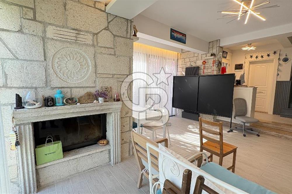 Narlıdere Sahilevleri 6+1 Satılık Villa