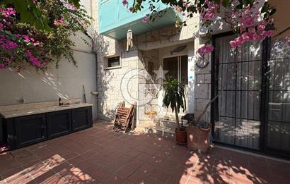 Narlıdere Sahilevleri 6+1 Satılık Villa