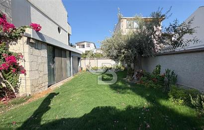 Narlıdere Sahilevleri 6+1 Satılık Villa