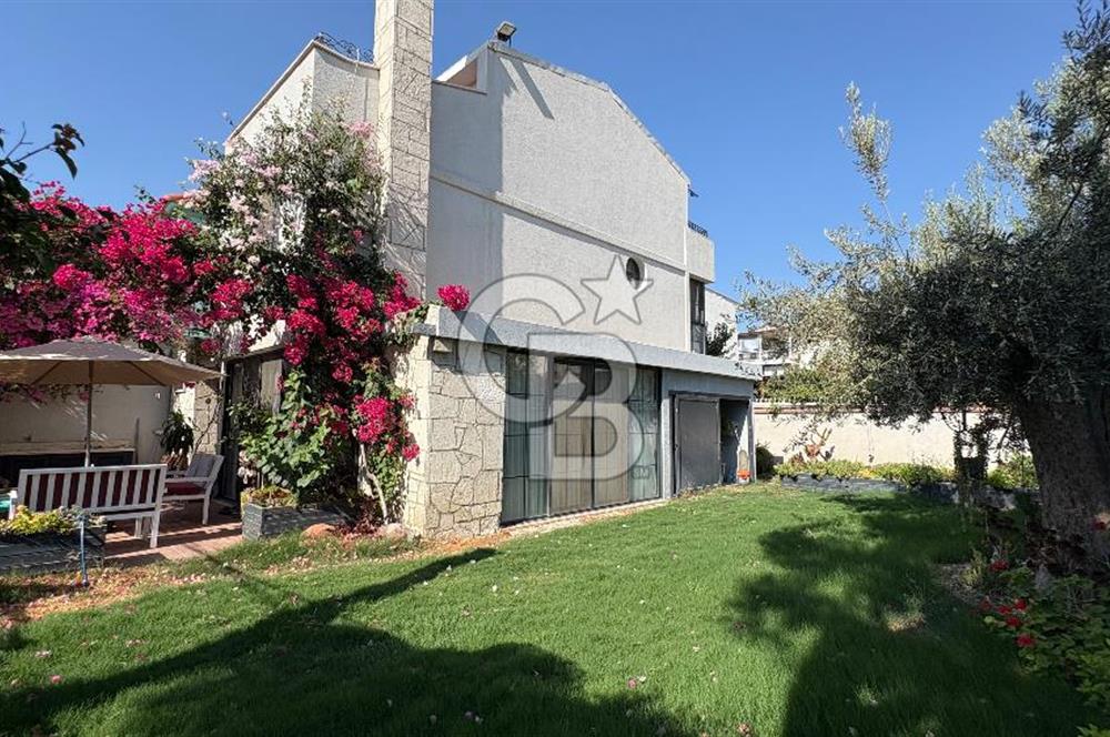 Narlıdere Sahilevleri 6+1 Satılık Villa