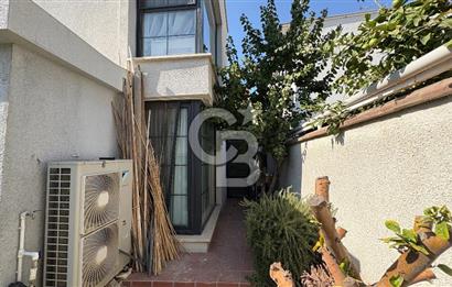 Narlıdere Sahilevleri 6+1 Satılık Villa