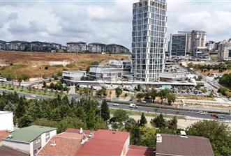 KÜÇÜKÇEKMECE YARIMBURGAZ`DA 188M2 YATIRIMLIK ARSA 
