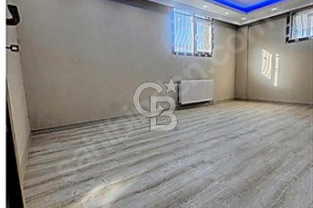 SATILIK HARAÇÇI GÖÇMENKENT'DE 4+1 150 M² BAHÇE KATI