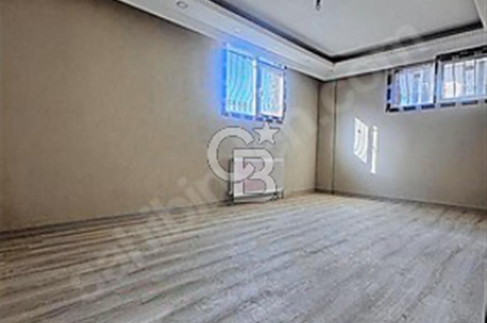 SATILIK HARAÇÇI GÖÇMENKENT'DE 4+1 150 M² BAHÇE KATI