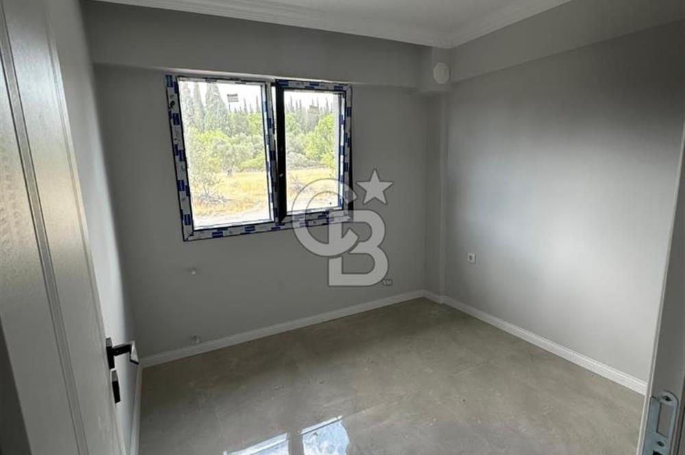 COLDWELL BANKER İYA GAYRİMENKUL’DEN  ÇANDARLI MERKEZDE SİTE İÇERİSİNDE 1+1 KİRALIK DAİRE 