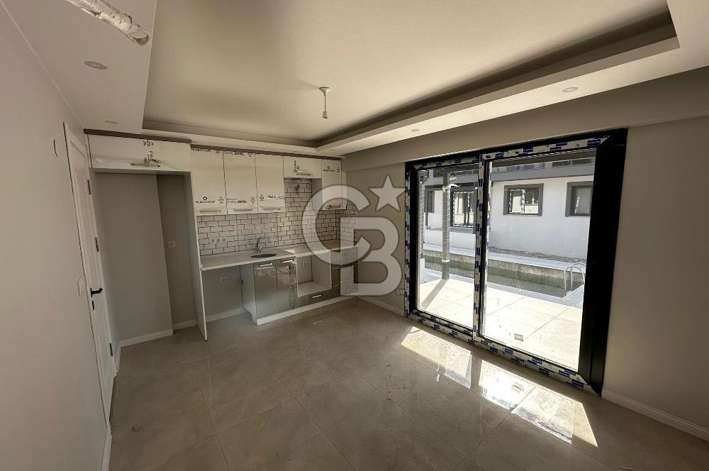 COLDWELL BANKER İYA GAYRİMENKUL’DEN  ÇANDARLI MERKEZDE SİTE İÇERİSİNDE 1+1 KİRALIK DAİRE 