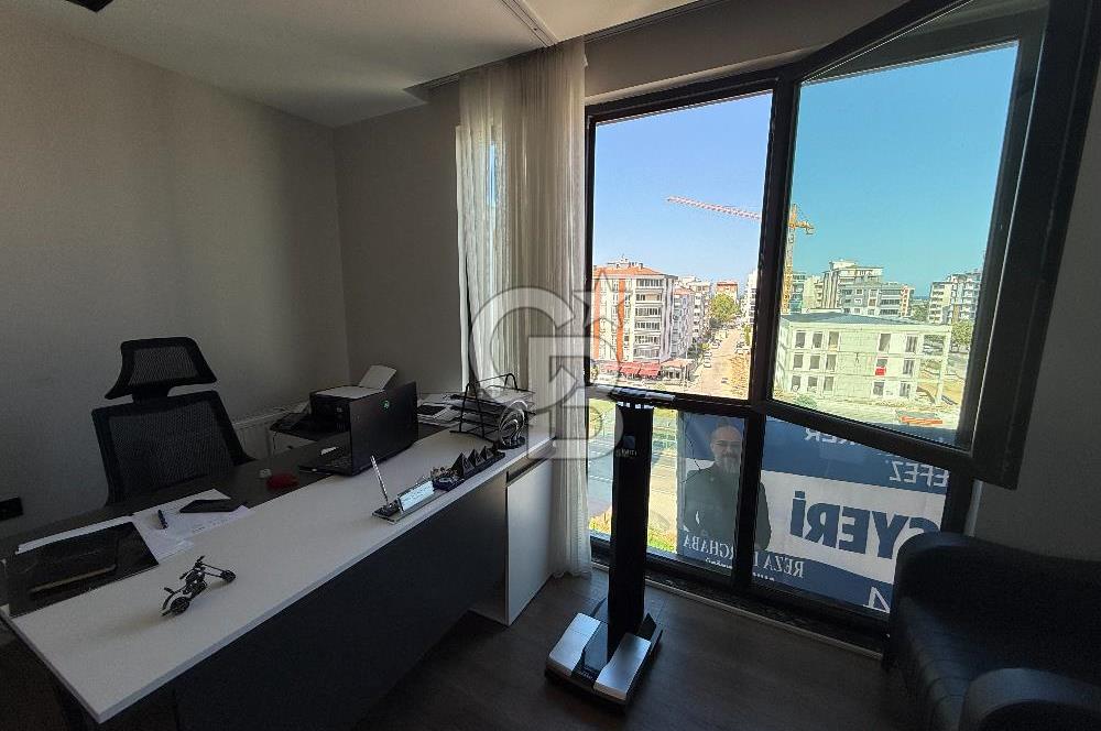 Mükemmel konumda -- Kiralık ofıs