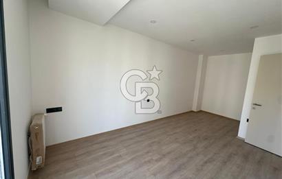 Ataşehir Merkezde Satılık 2+1