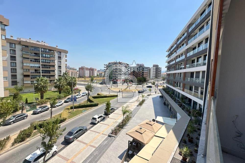 Ataşehir Merkezde Satılık 2+1