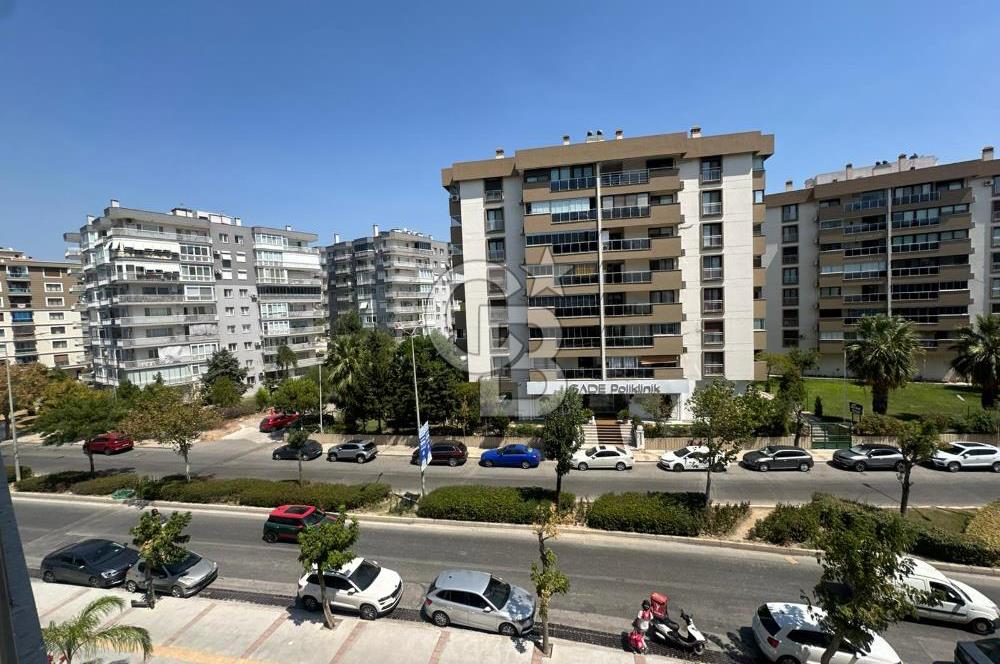 Ataşehir Merkezde Satılık 2+1