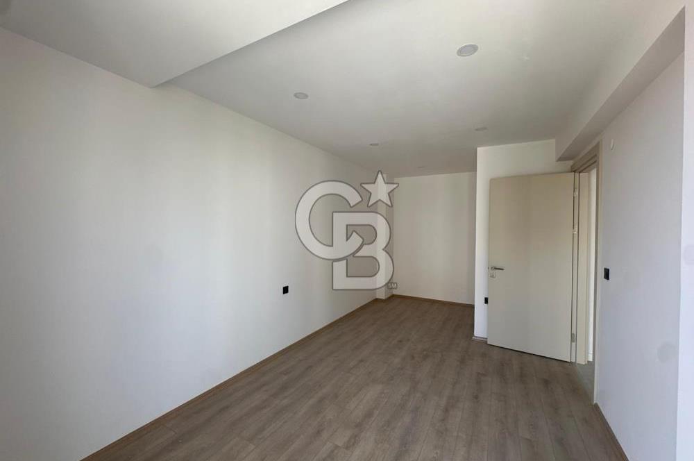 Ataşehir Merkezde Satılık 2+1