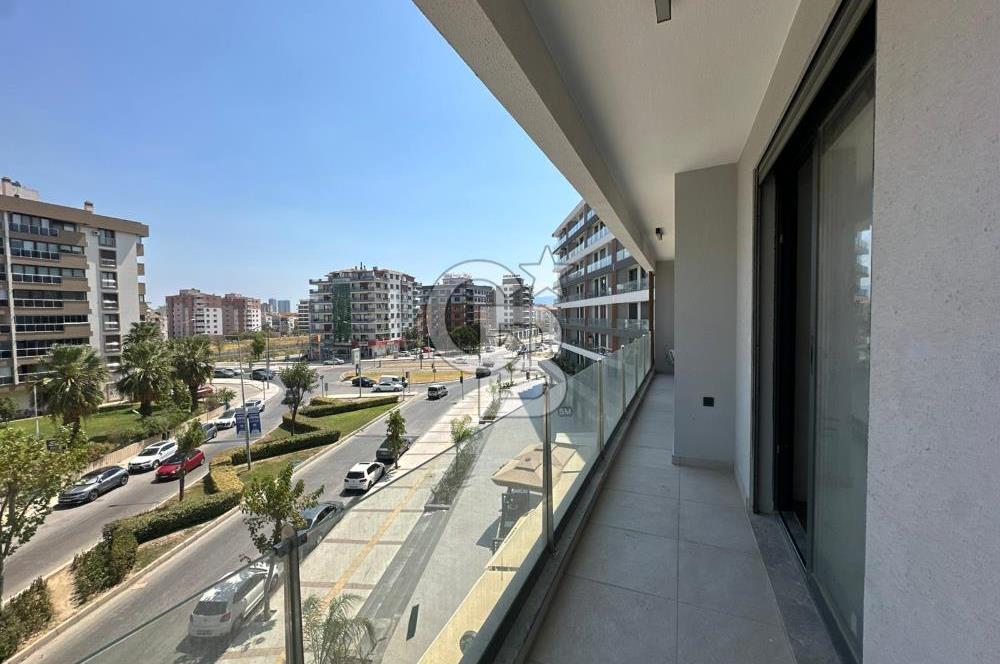 Ataşehir Merkezde Satılık 2+1
