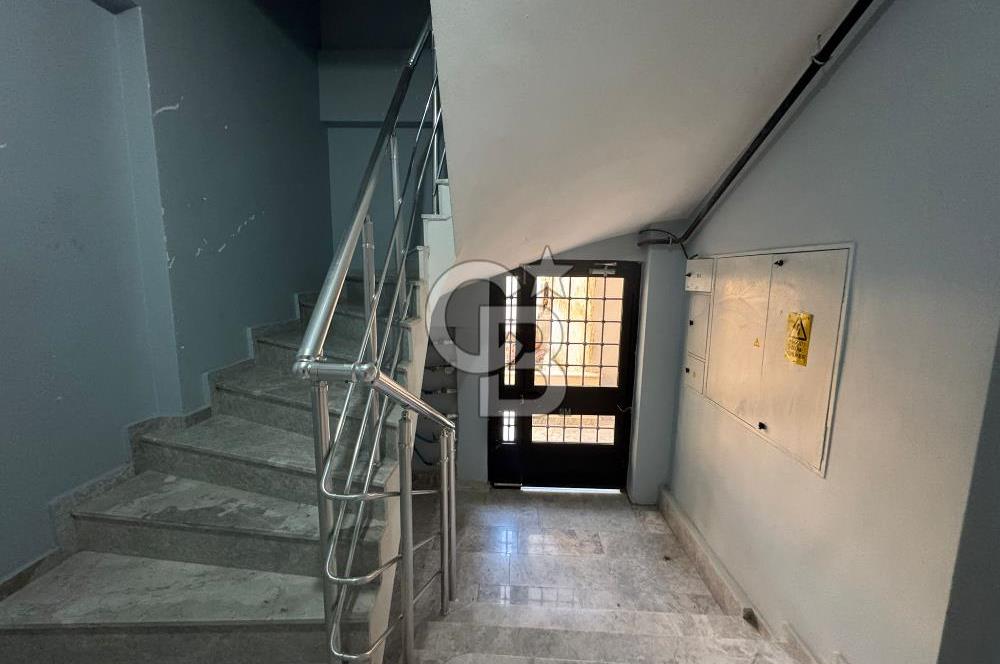 İzban'a Yürüme Mesafesinde Egekent'te Merkezi Konumlu 1+1