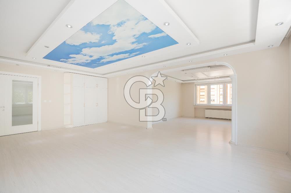 BURSA'NIN GÖZDE SİTESİ SAYGINKENT TE SATILIK 4+1 DAİRE