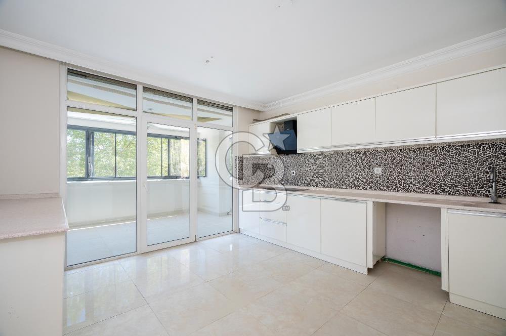 BURSA'NIN GÖZDE SİTESİ SAYGINKENT TE SATILIK 4+1 DAİRE